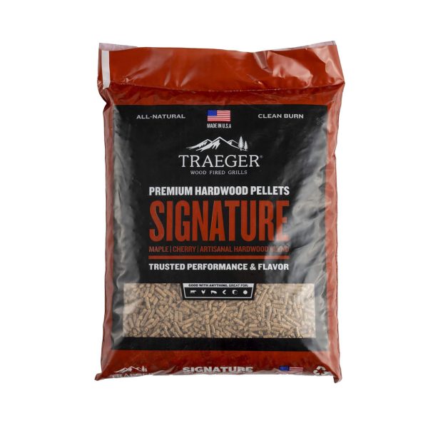 Traeger Grills Signature Blend 100% All-Natural Wood Pellets for Smokers and Pellet Grills, BBQ